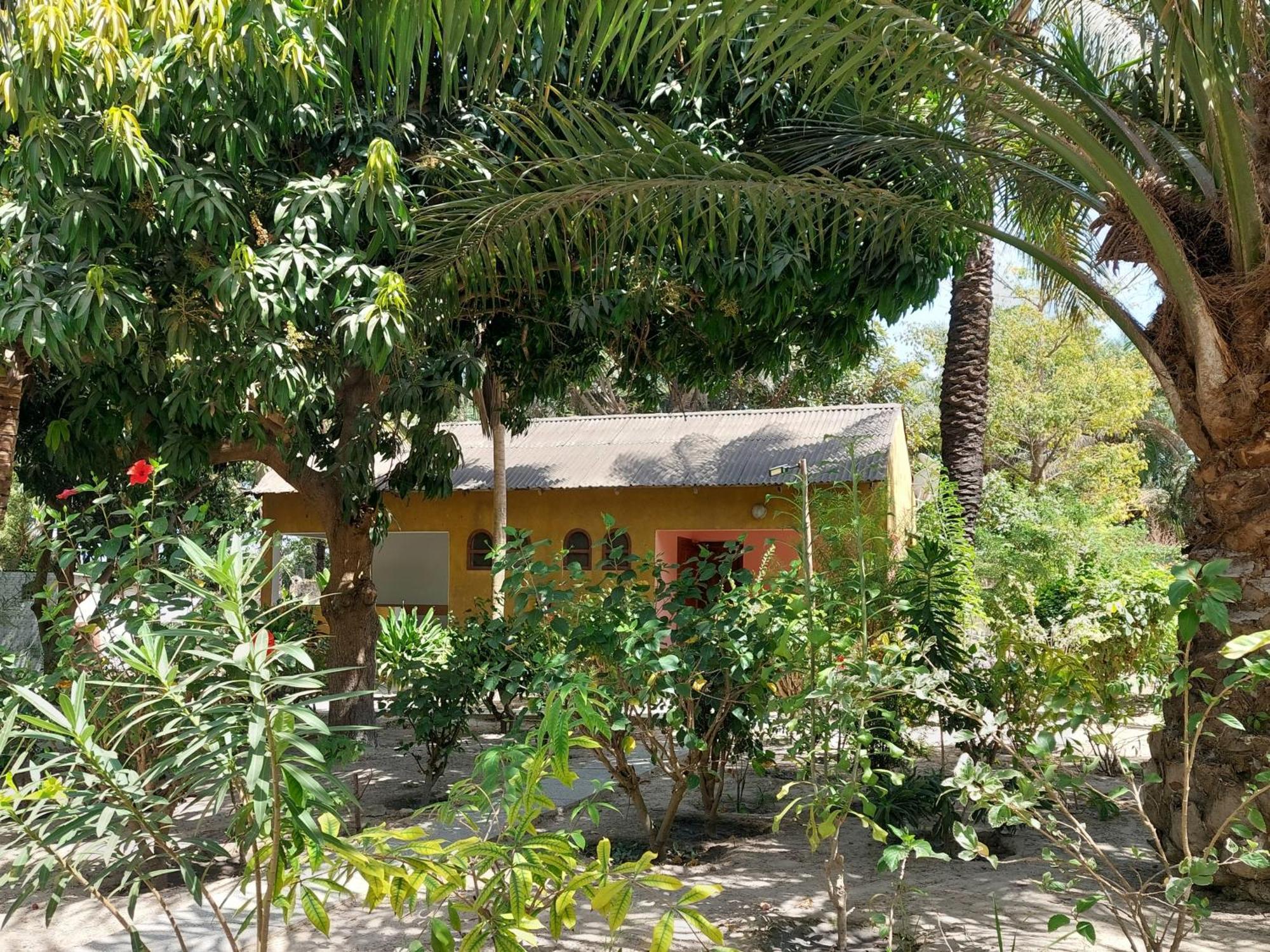 Bolongs Passion Bed & Breakfast แค็ปสเกอร์ริง ภายนอก รูปภาพ